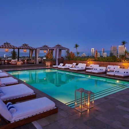 Sixty Beverly Hills Luaran gambar
