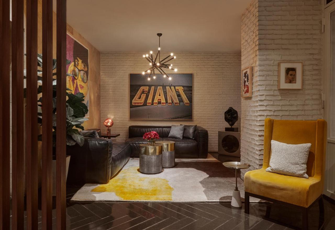 Sixty Beverly Hills Luaran gambar