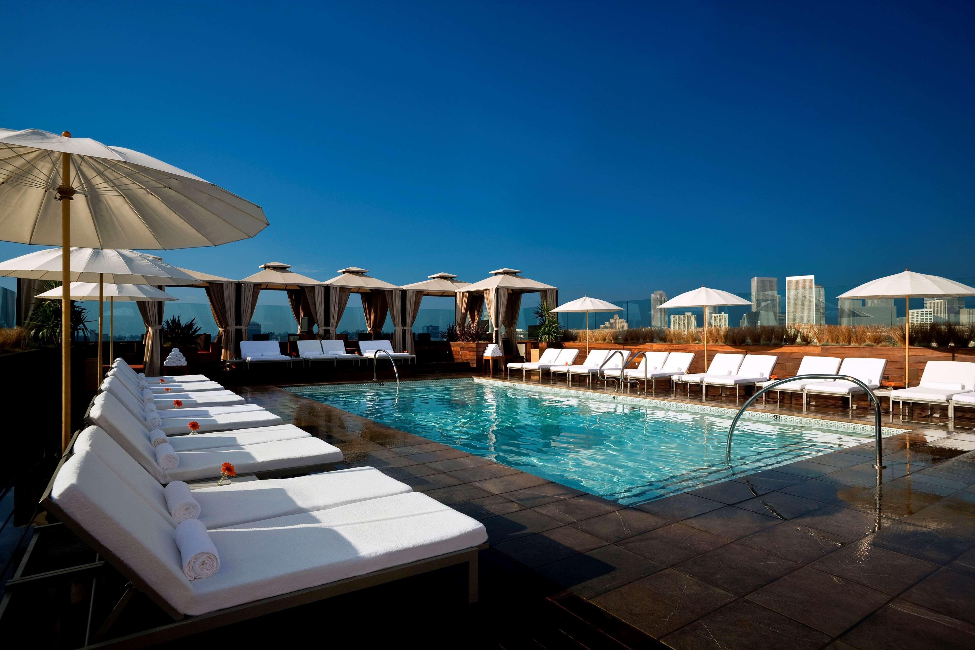 Sixty Beverly Hills Luaran gambar