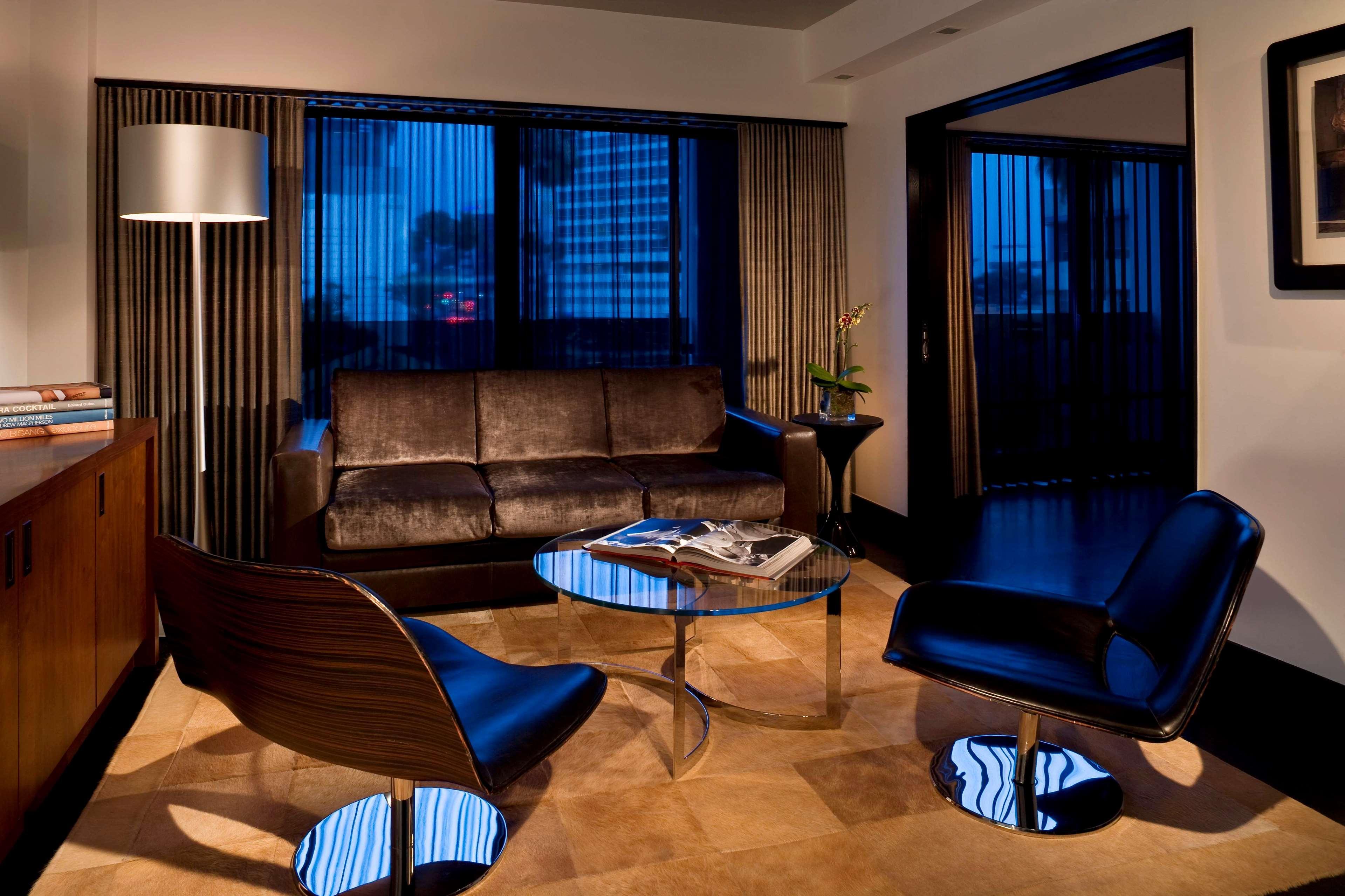 Sixty Beverly Hills Luaran gambar