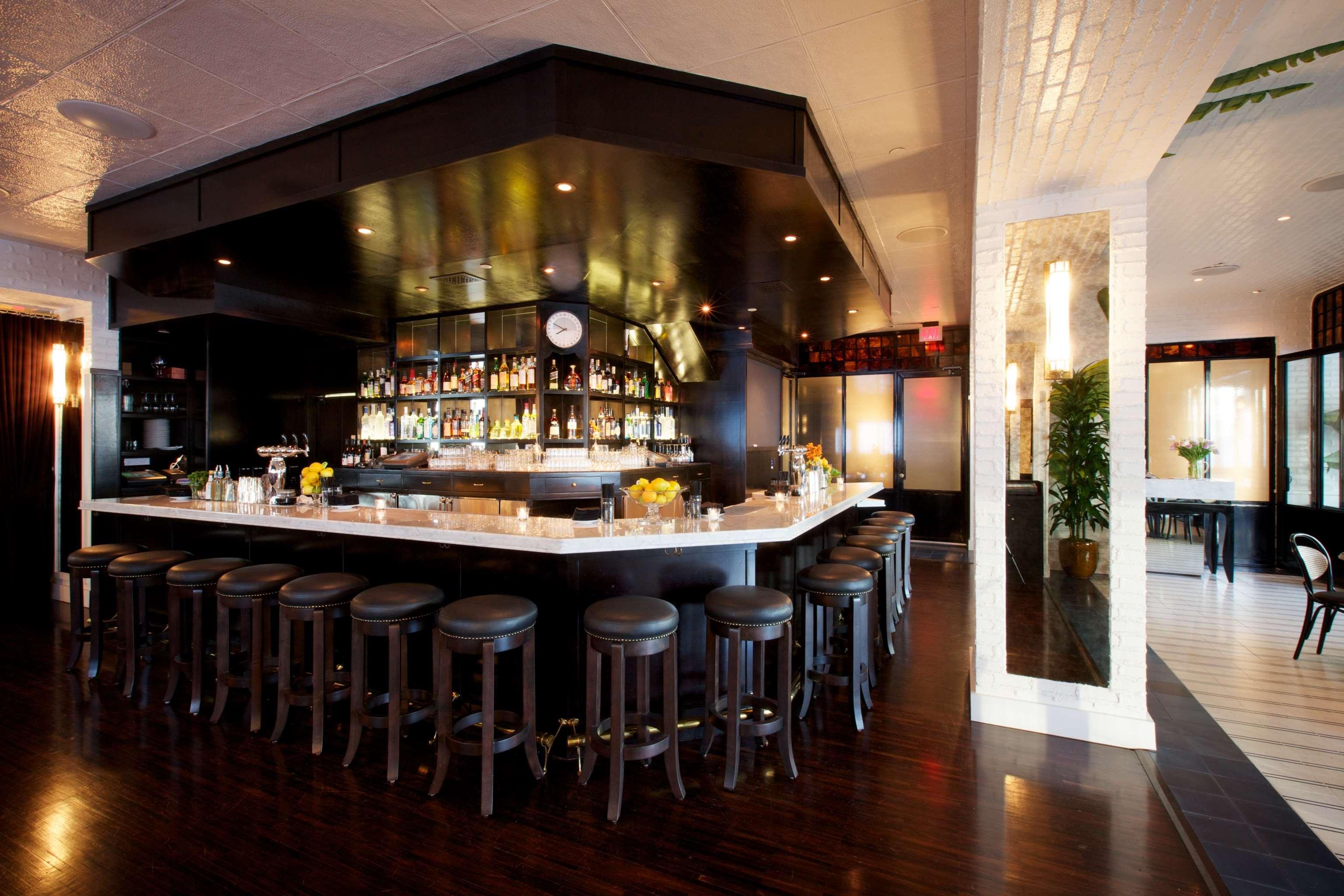 Sixty Beverly Hills Luaran gambar