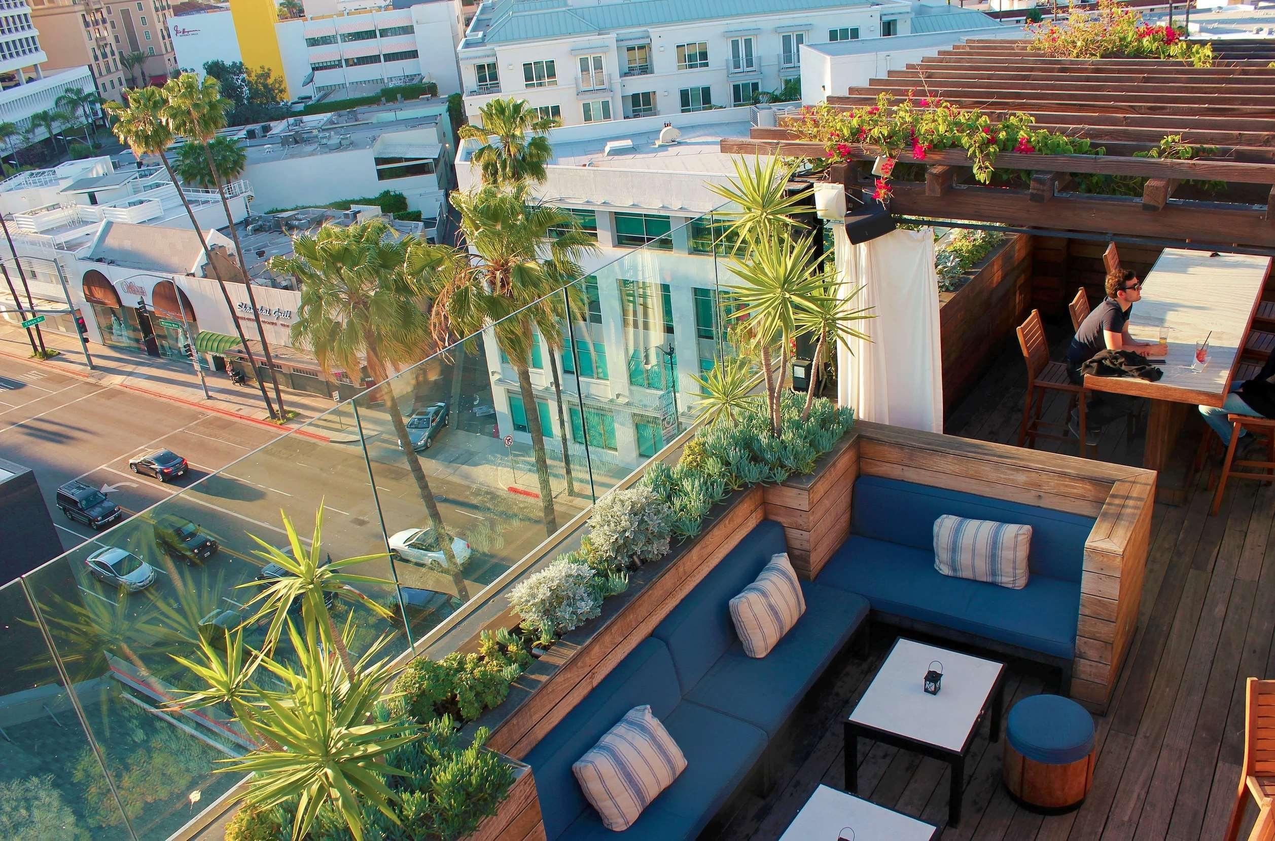 Sixty Beverly Hills Luaran gambar