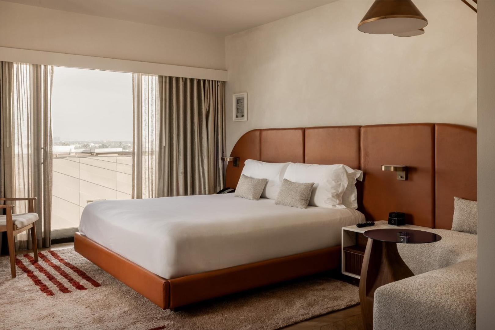 Sixty Beverly Hills Luaran gambar